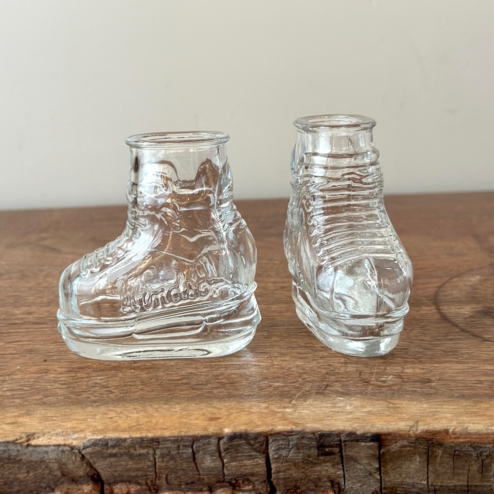 Vintage Windsor 1950's Ice Skate Boot Shot Glass Set of 2 / Propagation Bud Vase